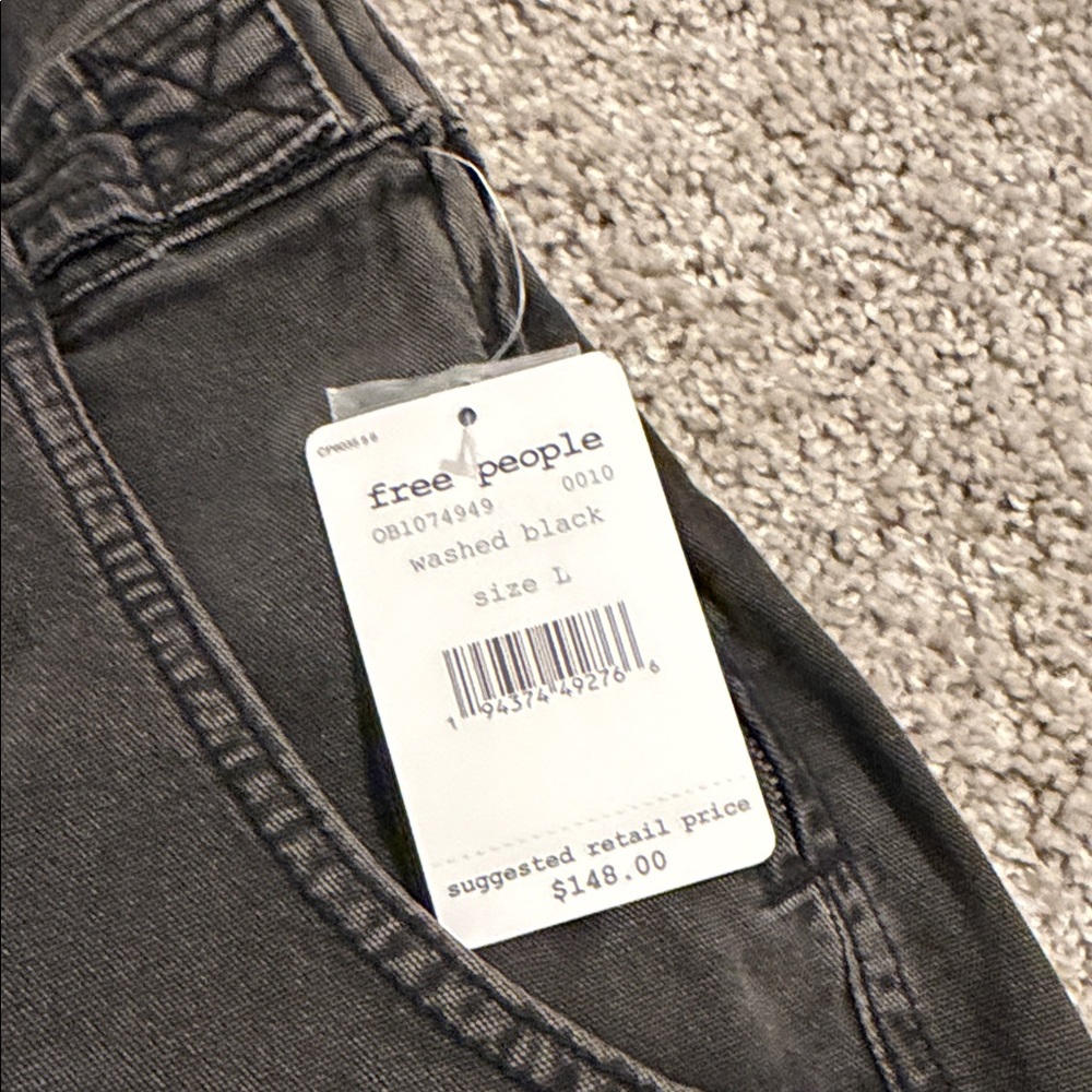 ❤️ Free People Black Cargo Utility Jumpsuit - Picture 2 of 5